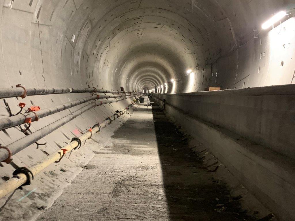 Tunel with walkway